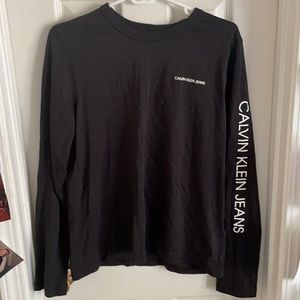 long sleeve t shirt